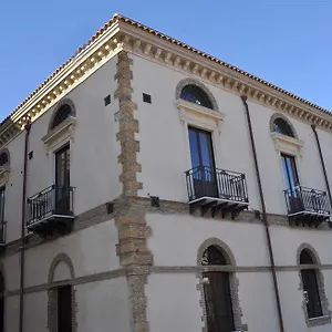 https://hotel-palazzo-fortunato.sicilyhotelsitaly.net