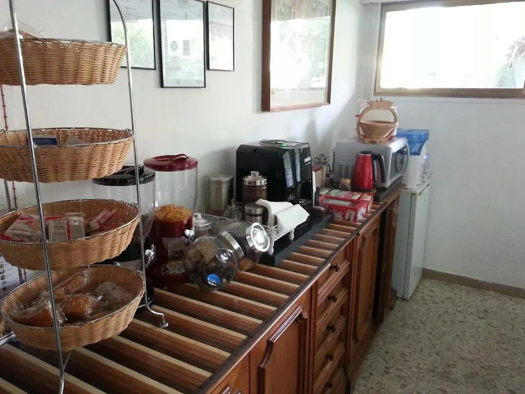 A Due Passi Dal Centro Rooms For Rent Pisa Bed & Breakfast